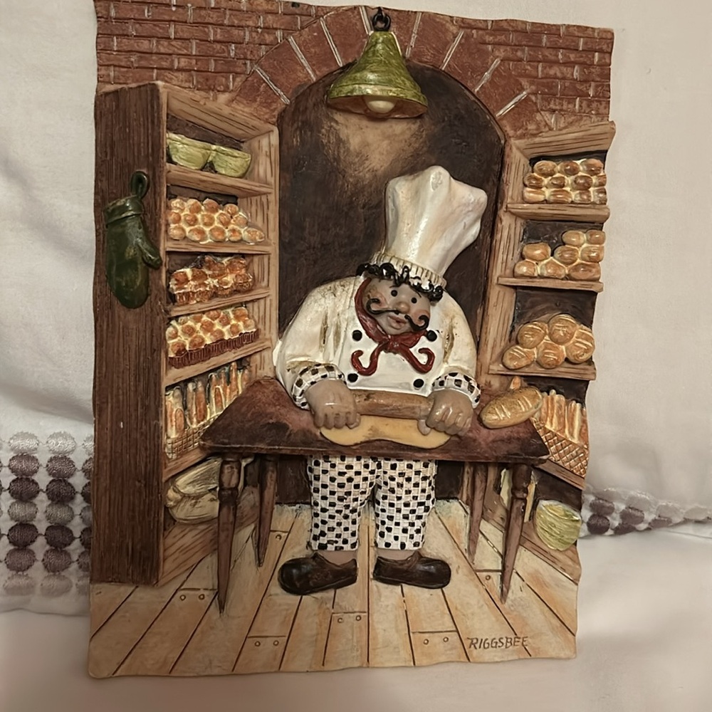 Vintage unique chef plaques for hanging or decorating your favorite food area !